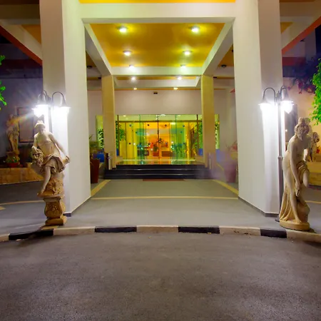 阿尔维达酒店