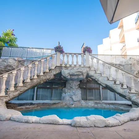 Hotel Avlida 4*