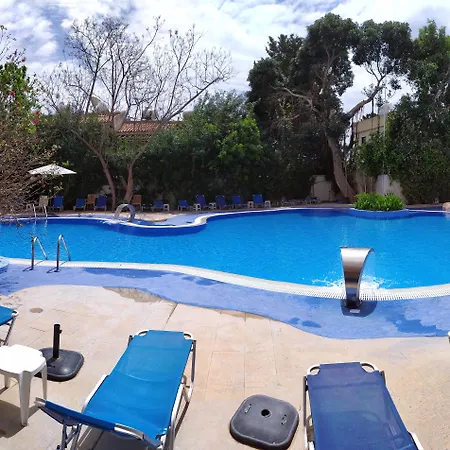 Hotel Avlida 4*