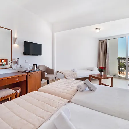 Hotel Avlida Paphos